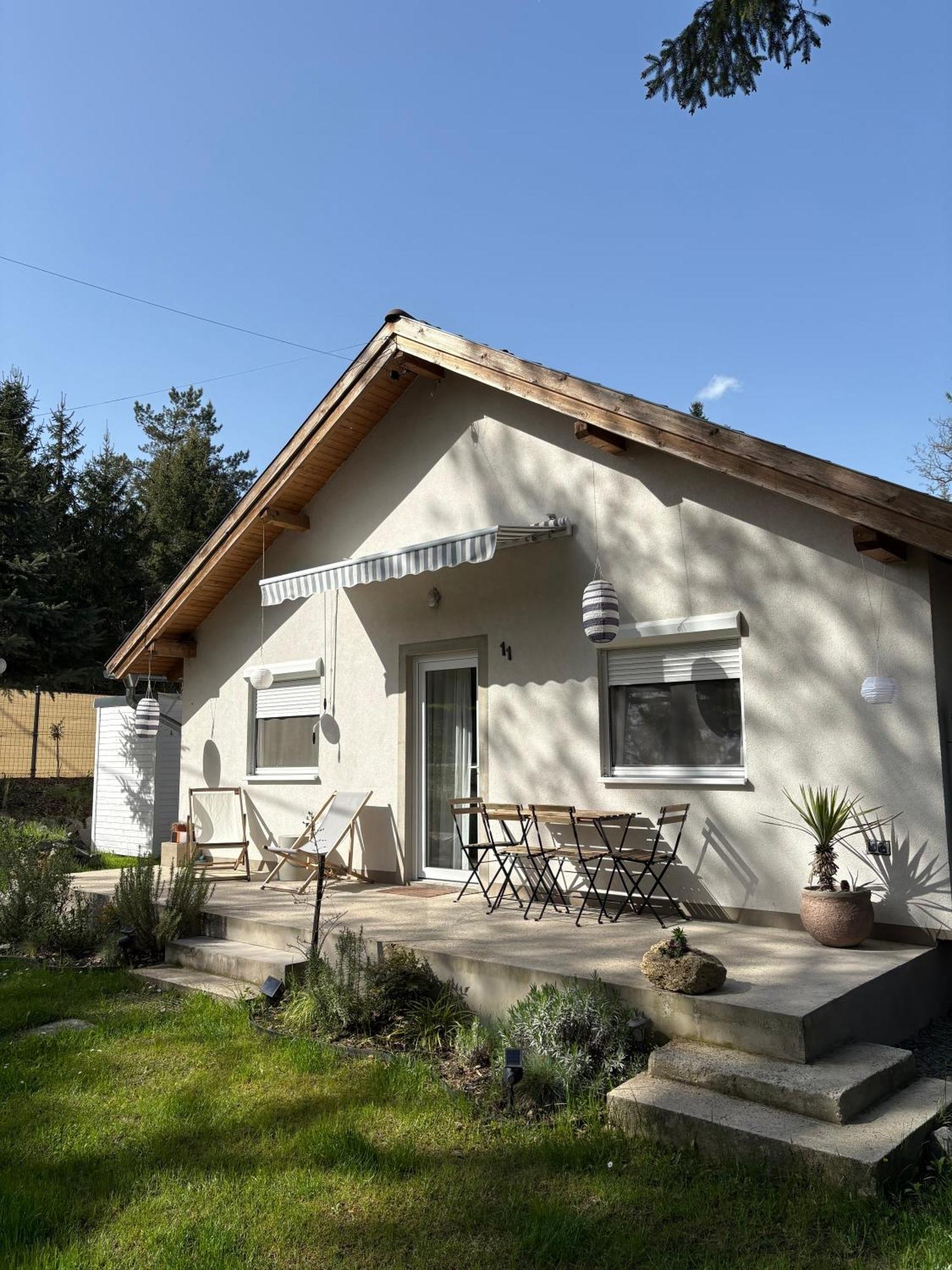 Marika Vendeghaz Vila Szigetmonostor Exterior foto